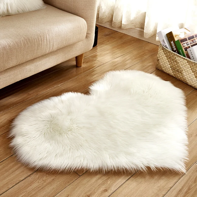 
New Arrival Love-shaped Living Room Carpet Plush Shaggy Bedroom Floor Carpets 