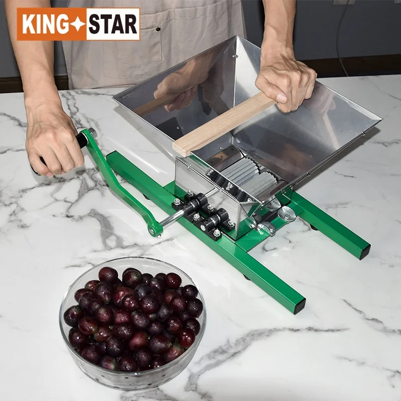 Hot Sale 7L Knocked Down Fruit Machine For Juice Stainless Steel Hopper Industrial Farm Grape Crusher