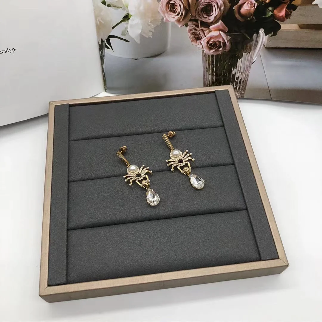 Alexanderxx McQueens New single season 925silver inlaid pearl zircon tassel earringsfor friends as a fashion gift during Ramadan