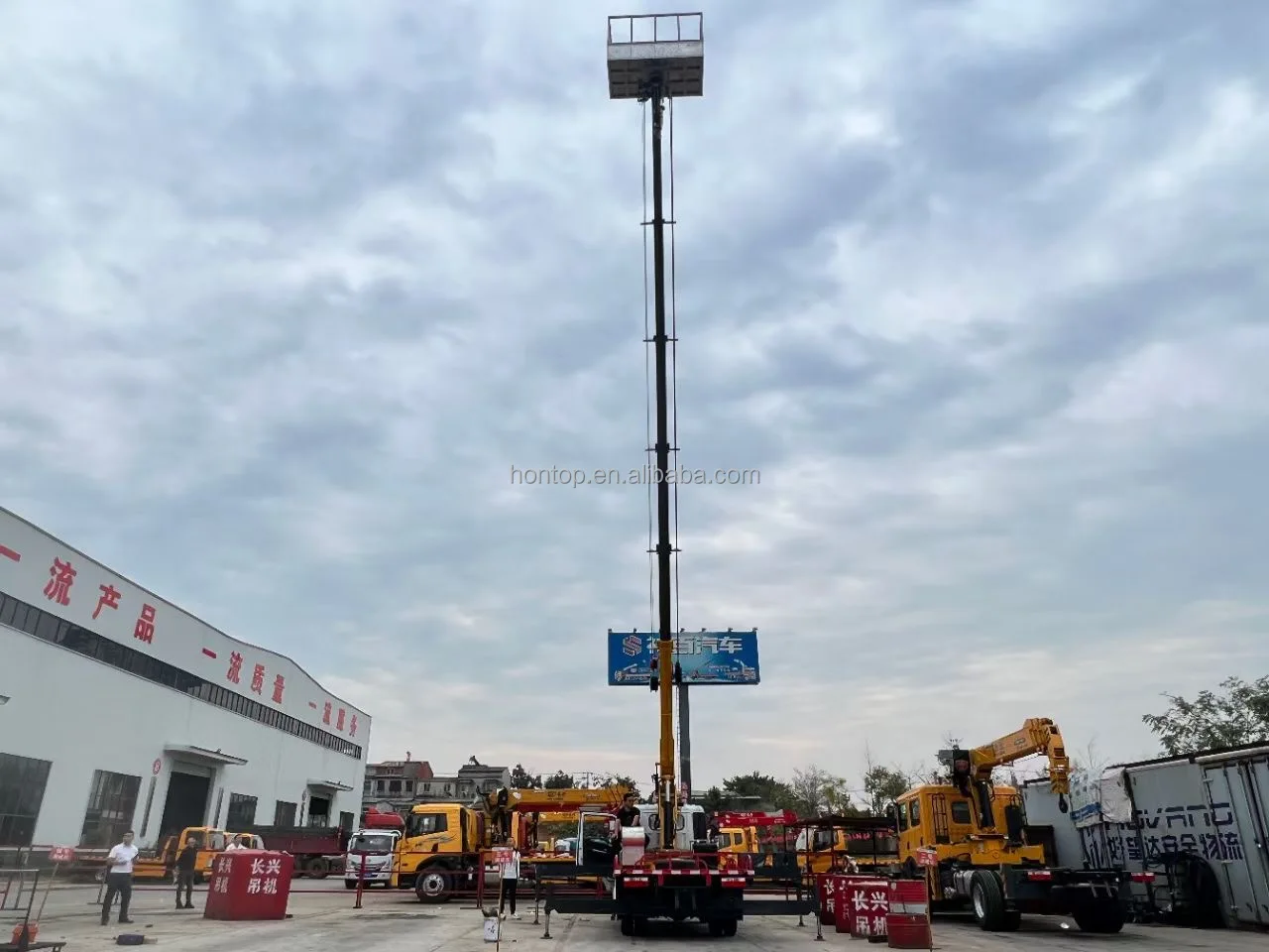 Dongfeng 5ton Truck Crane with 5ton Crane & 20M Aerial Work Platform Vehicle Telescopic Arm Bucket Truck for sale