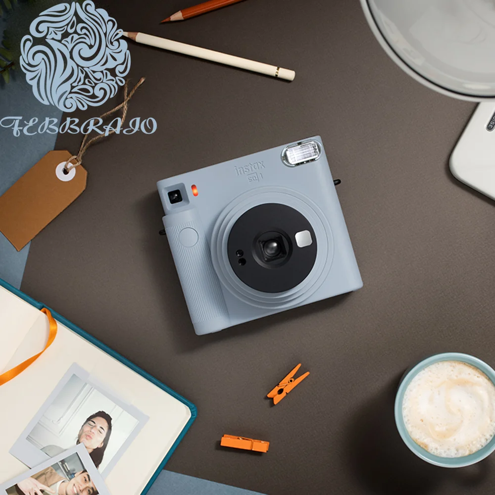Новая камера моментальной печати Fujifilm Instax Square SQ1