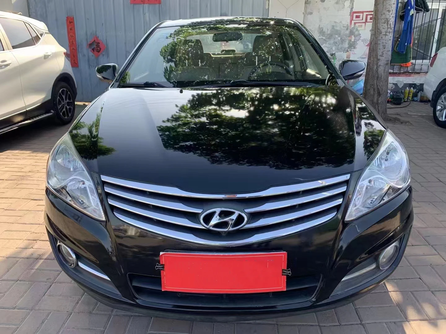 Hyundai used car with sunroof reversing radar in good condition
