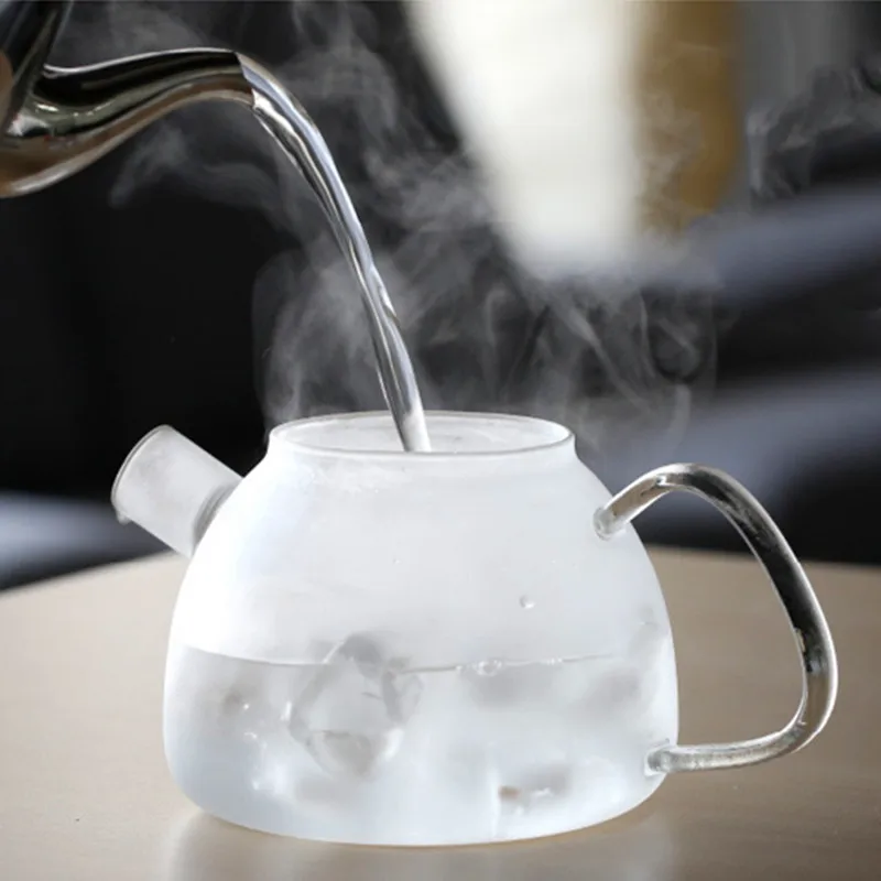 New design 600ml  Hand Made Water Jug Glass Teapot with Bamboo Lid