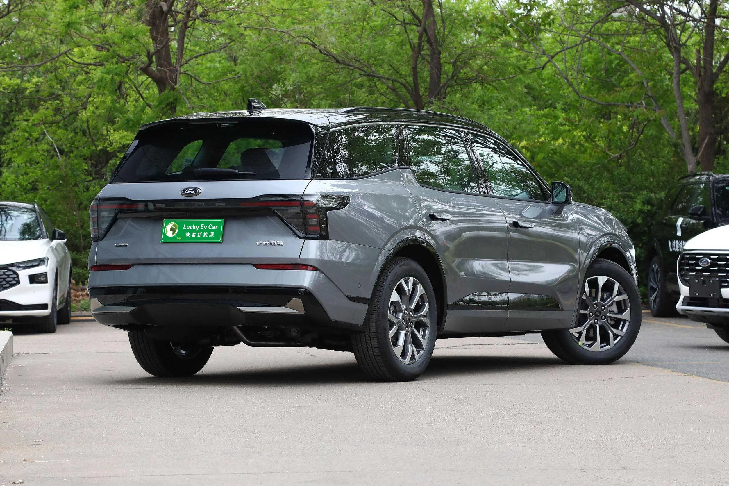 2024 Changan Ford Edge L Ruijie 2 0 t Ecoboost E-hybrid Новый энергетический гибридный автомобиль внедорожник
