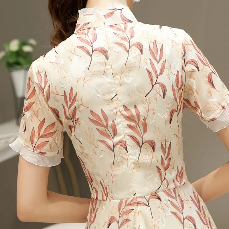 
Chinese morden fashion Cheongsam, Floral long Qipao, Short sleeve chiffon Dress For Women 