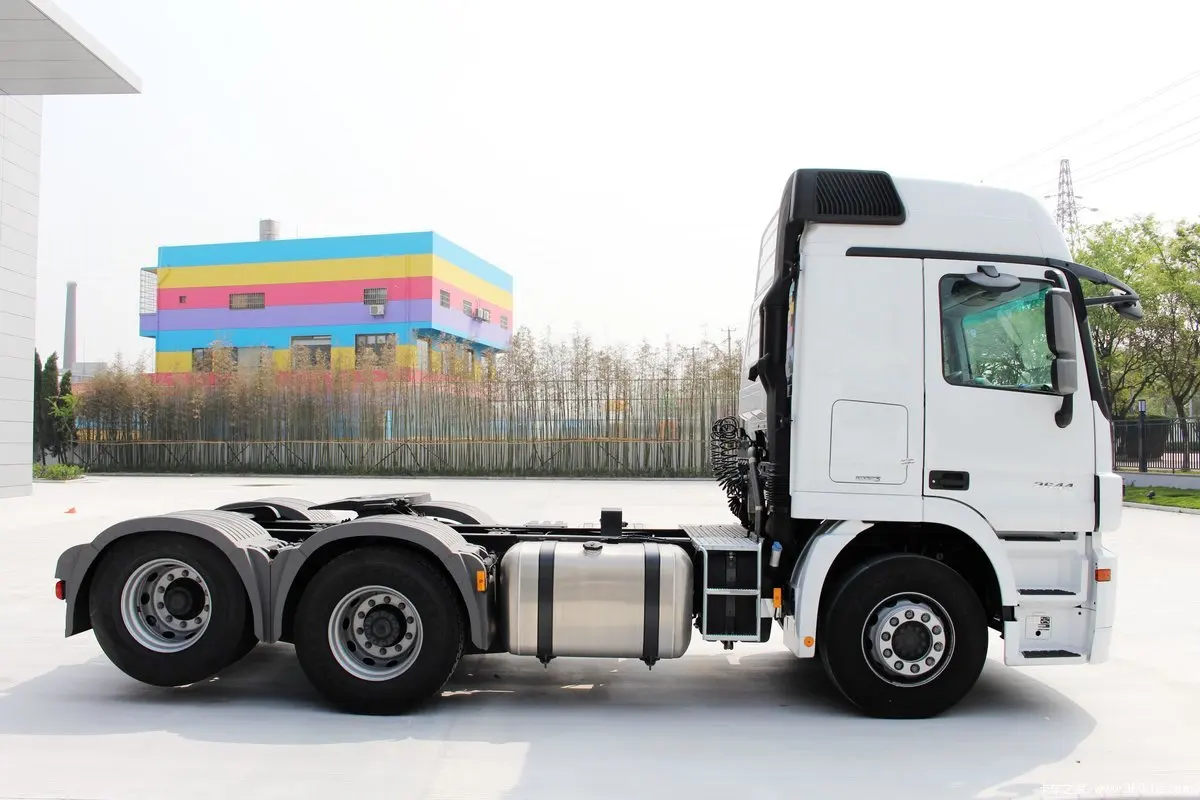 used B en-z tractor trucks actros 6x4 10 Wheel Truck New Diesel Engine Used B en-z Truck