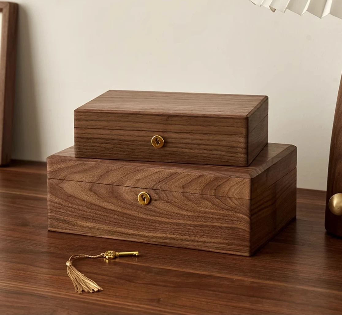 Walnut vintage desktop storage box Creative wood jewelry box