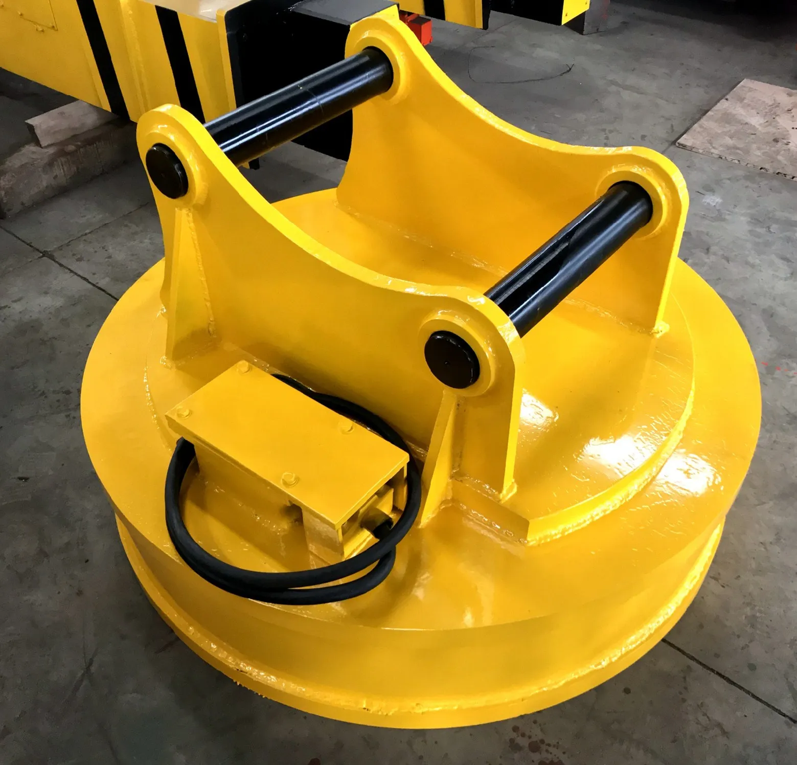 Industrial universal 1 ton 2000kg circular lifting electromagnet iron metal scrap lift magnet for excavator