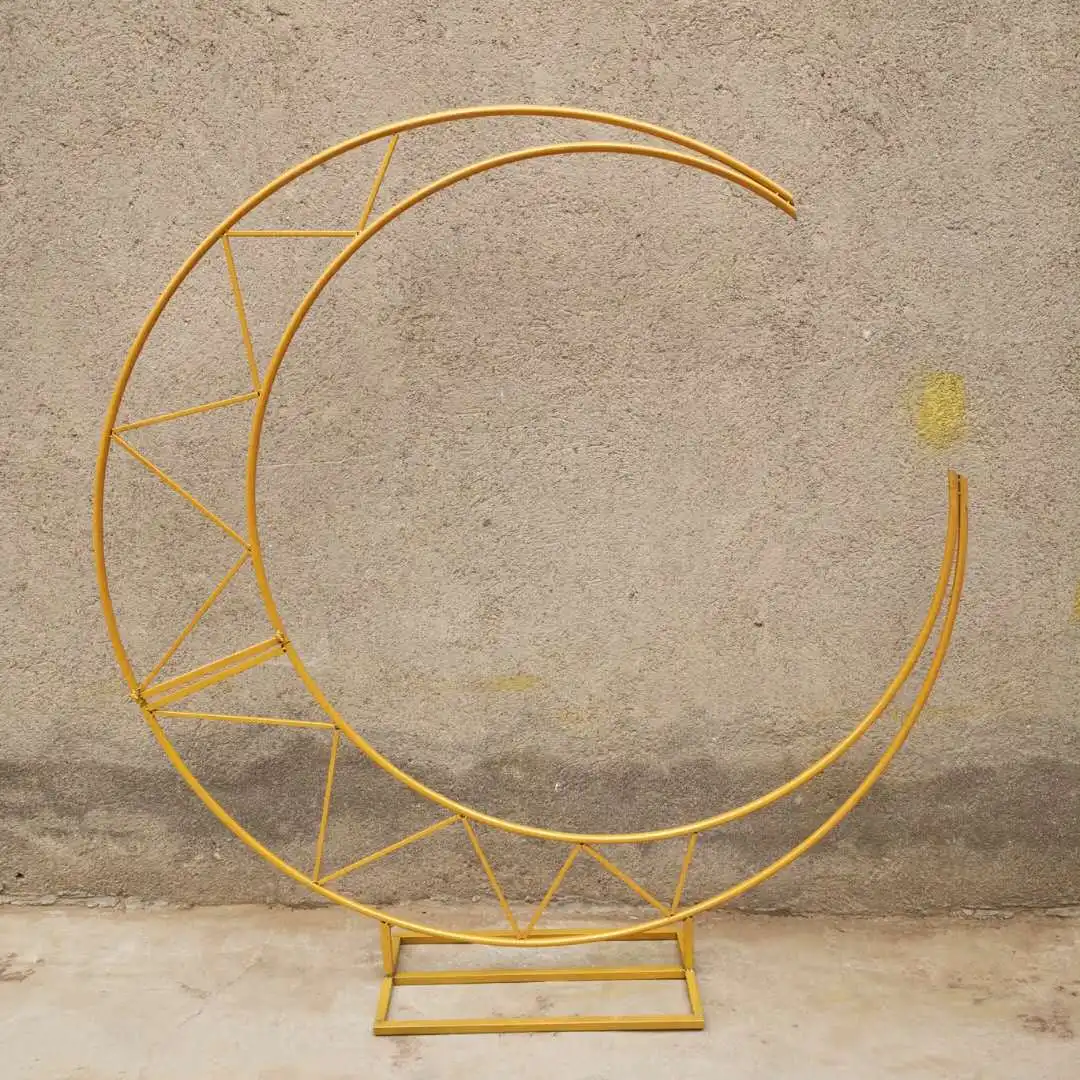 Wedding party stage decoration moon heart shape metal stand backdrop wedding props ornamental arch geometric road guide