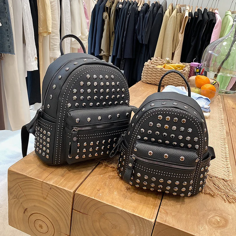 2022 Hot Sale Fashion Pu Leather Mini Travel Bag Ladies Pink Leather Rivet Backpack For Student