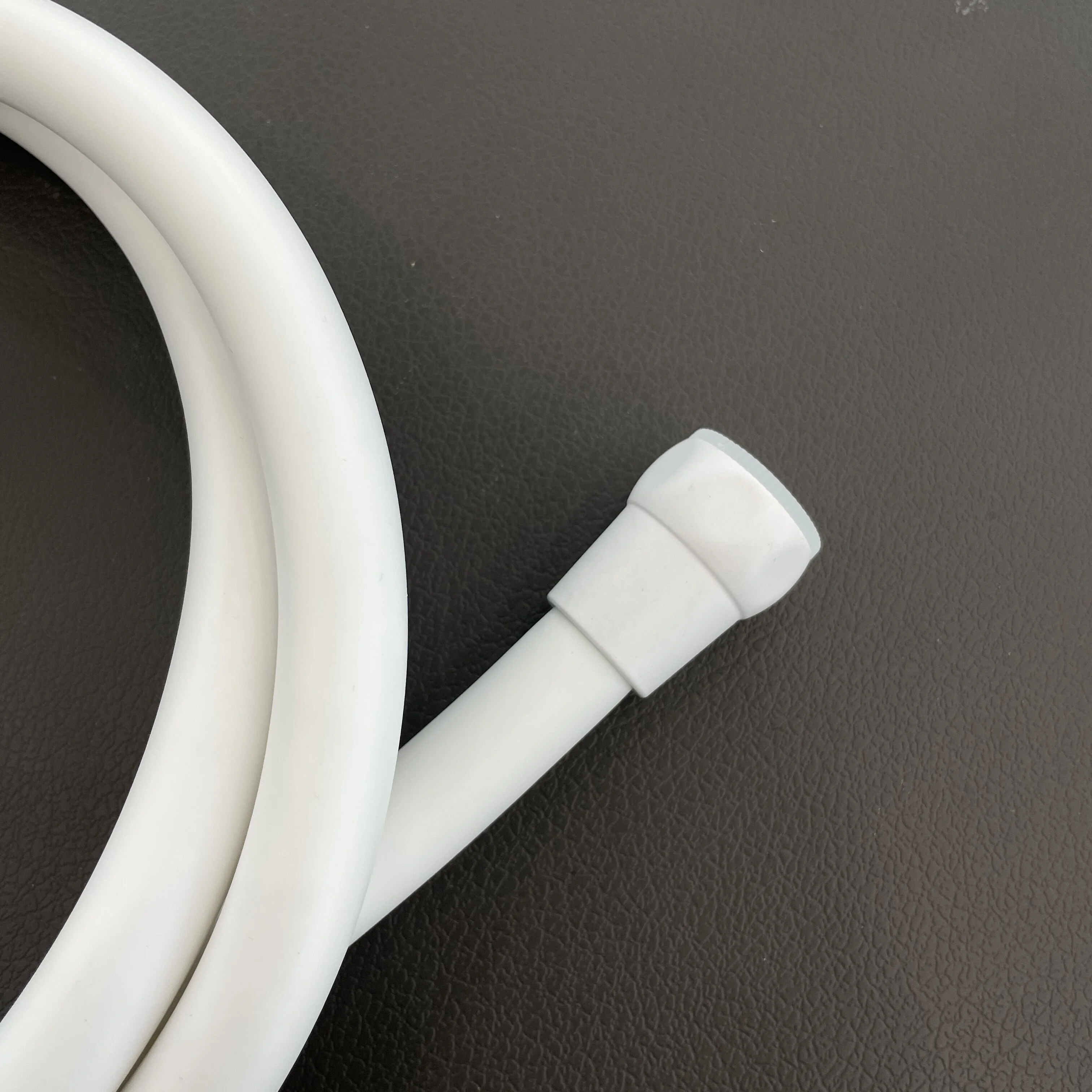 2024 NEW Style Shower Tube Hose PVC Anti-Twist White PVC Faucet Hose Extra Long White PVC Shower Hose for Bathroom