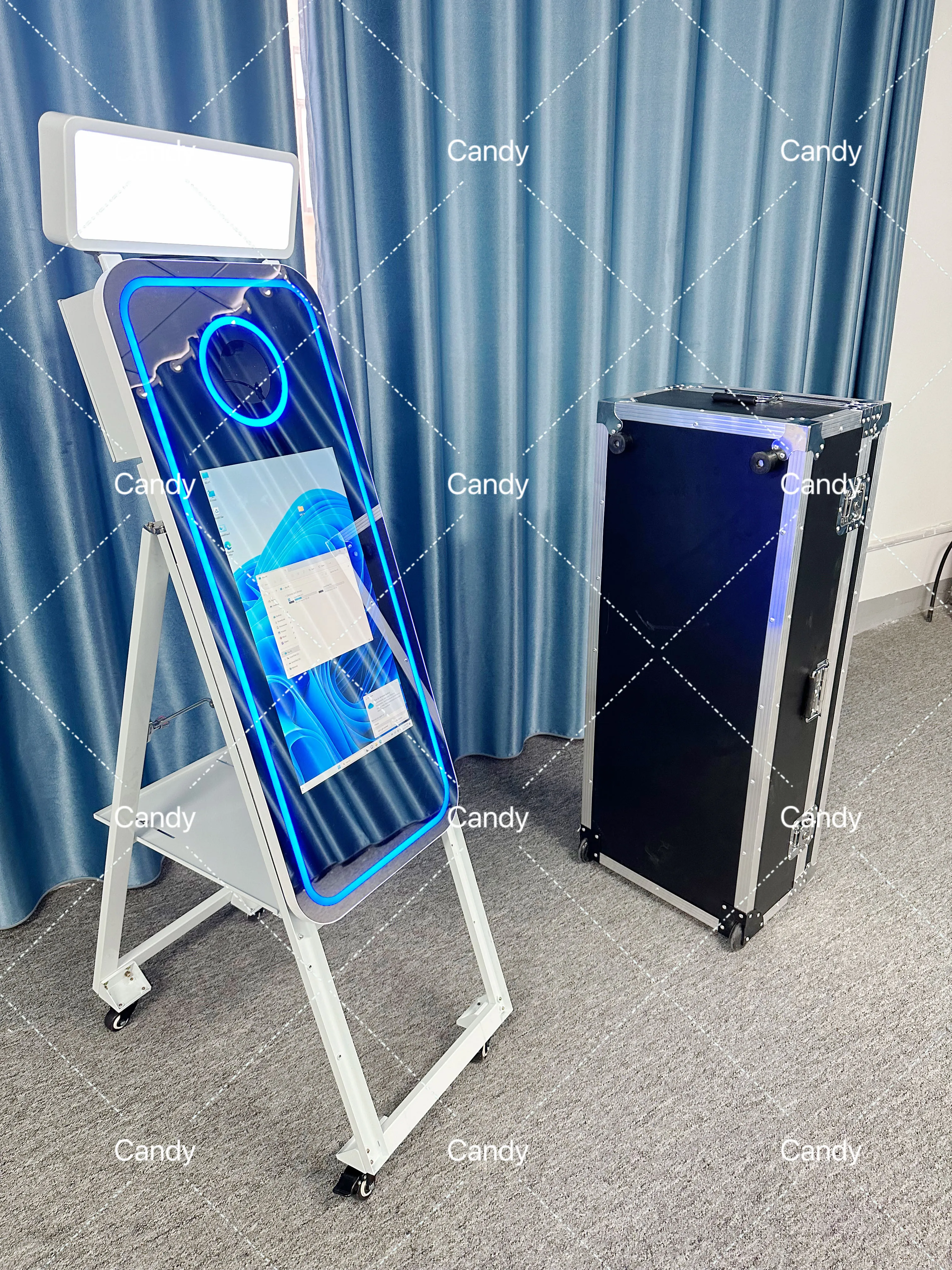 new arrival 40 inch Mirror Photo Booth Machine selfie portable booth For events Led Light camera printer Booth Weddings events