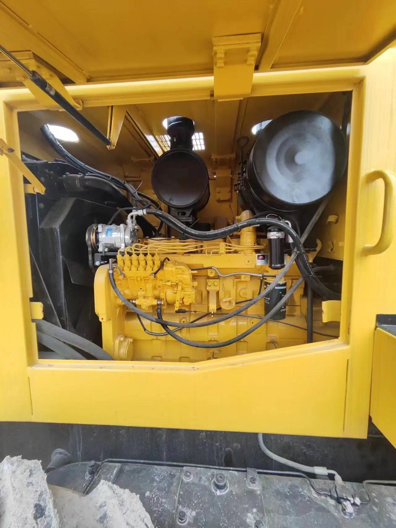 Original Komatsu gd655 grader  Heavy Machinery Second Hand  komatsu  gd655  With Low Working hours For Sale