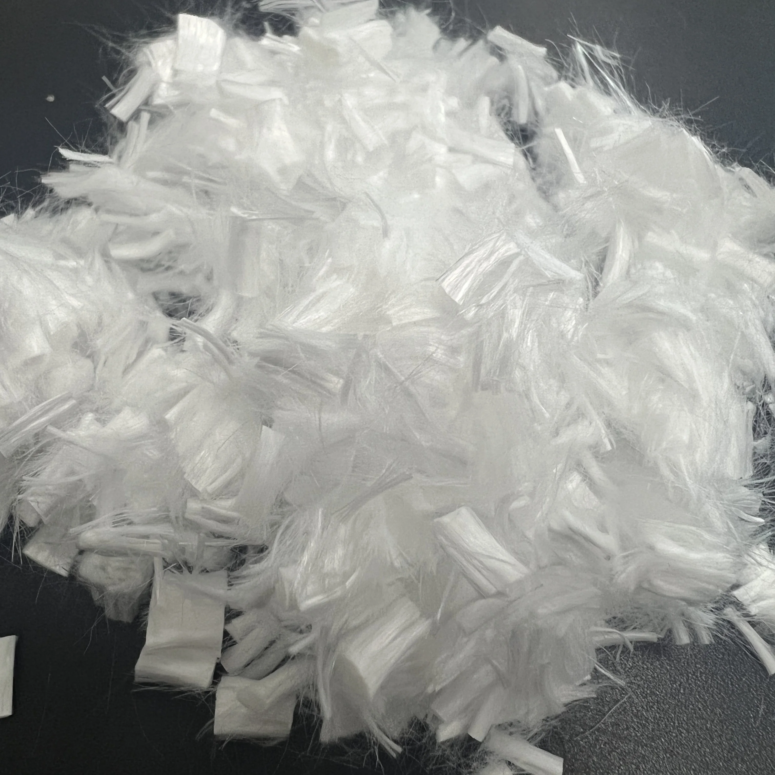 2Dx38mm Pla Polylactic Acid Fiber Corn Fiber for Nonwoven and Fabric