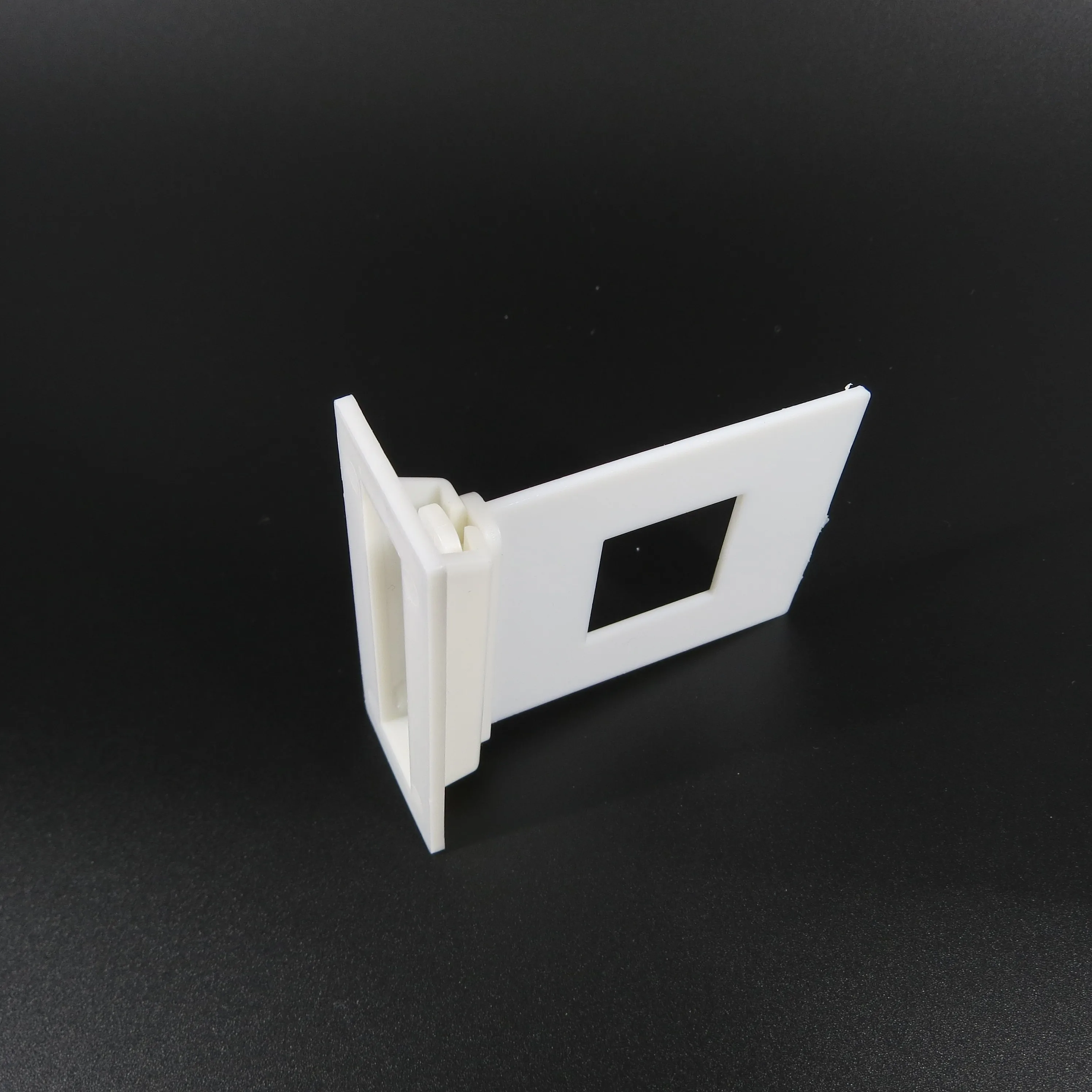 Hot sale Retail Plastic Power Wing Clips Hanging Display ABS Corrugated Shelf Support