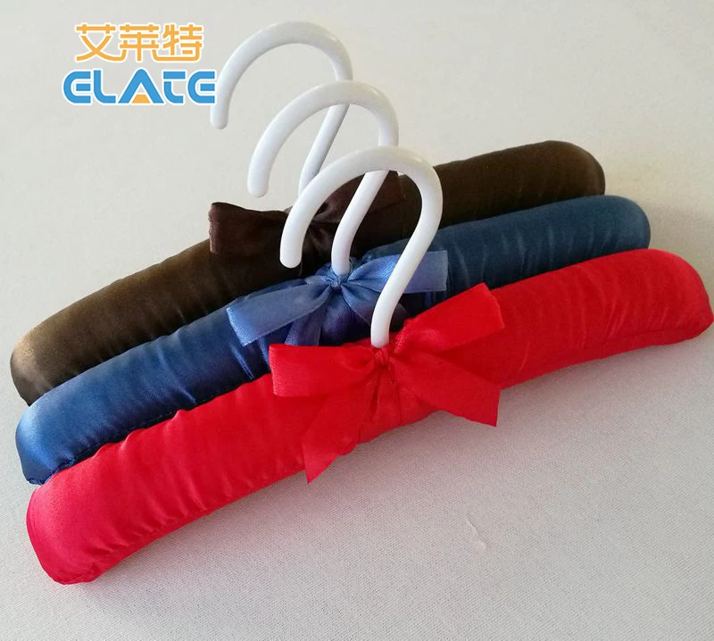 House Organizer Lovely Stuffed Baby Satin Padded Hangers 23cm Colorful Fabric Hanger For Dress Plastic Hook