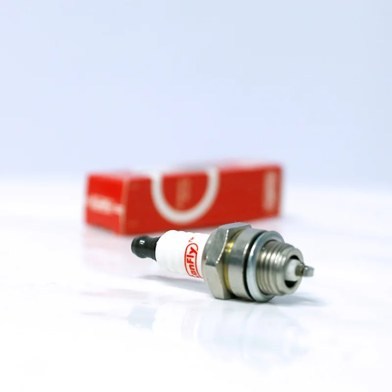 Kingpark brand high quality gasoline chainsaw spare parts Zundkerze two-stroke universal spark plug Canfly