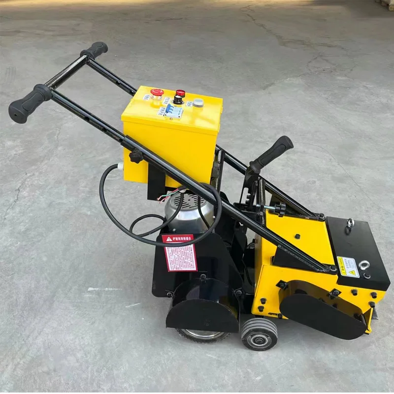 Self-propelled plastic runway Flooring removal machinery Playground Plastic runway refurbishment processor equipment
