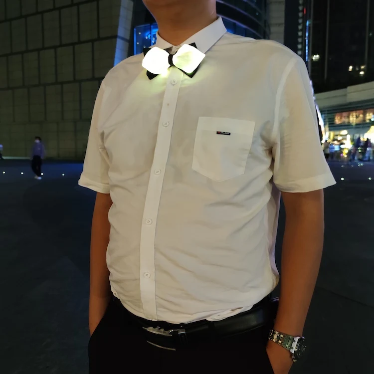 Light Up Bow Tie 7 Glow Colors LED Bowties White Fiber Optic Glow Neck Tie Christmas New Year Halloween Valentine Rave Music
