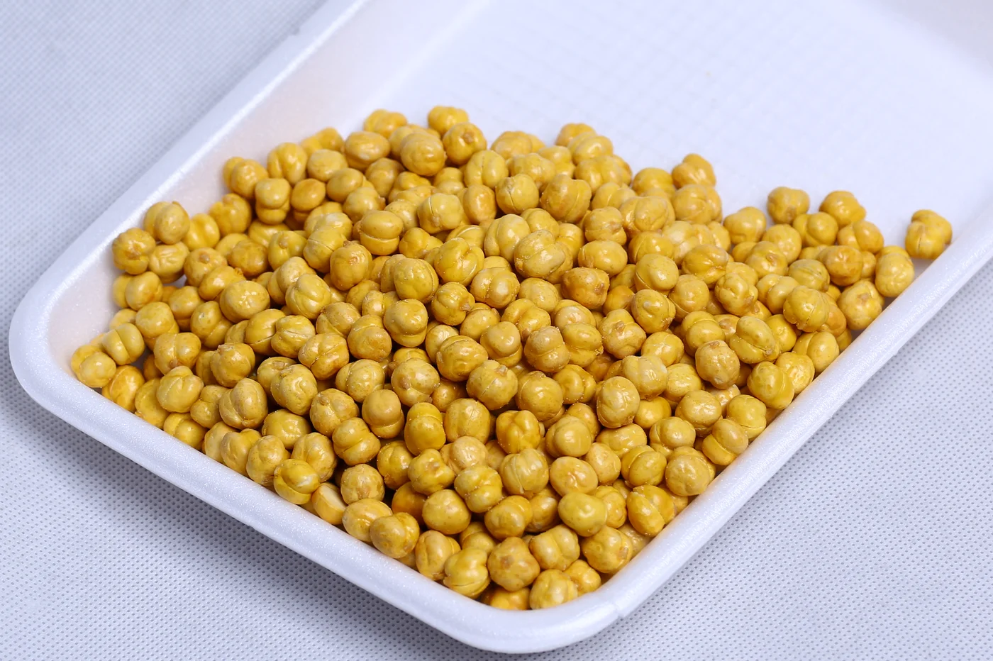 Tasty  roasted golden chickpeas from Uzbekistan manufacturer custom packing wholesale price for export