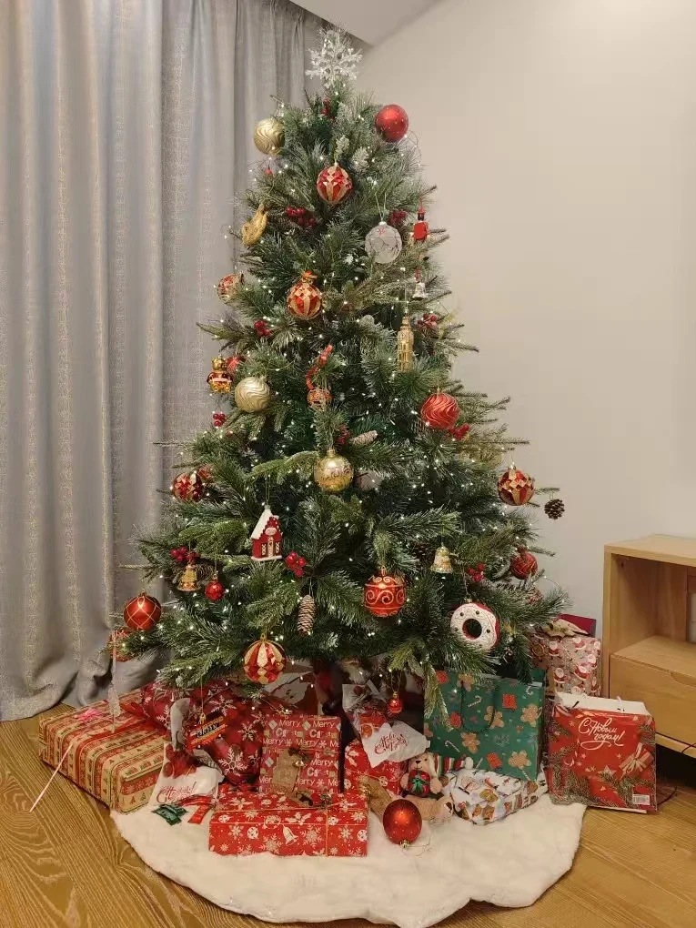 New Arrival Simulation Artificial PE+PVC Material Christmas Tree For Christmas Decoration