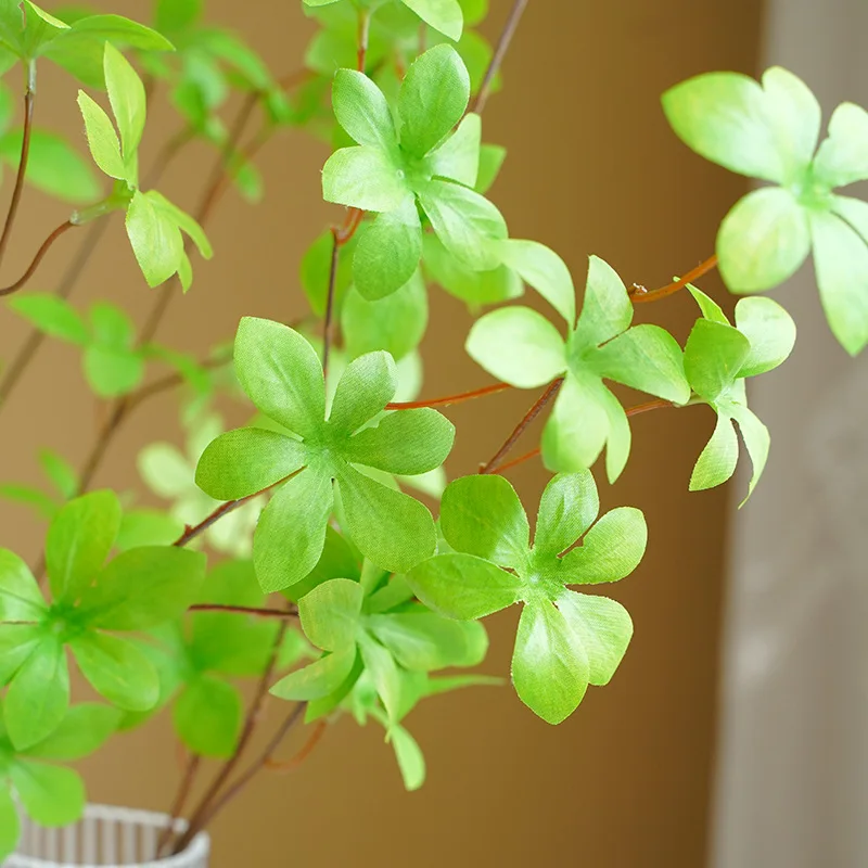 Factory Wholesale Artificial Enkianthus Perulatus Japanese Leaves Real Touch Greenery Branch For Home Table Decoration
