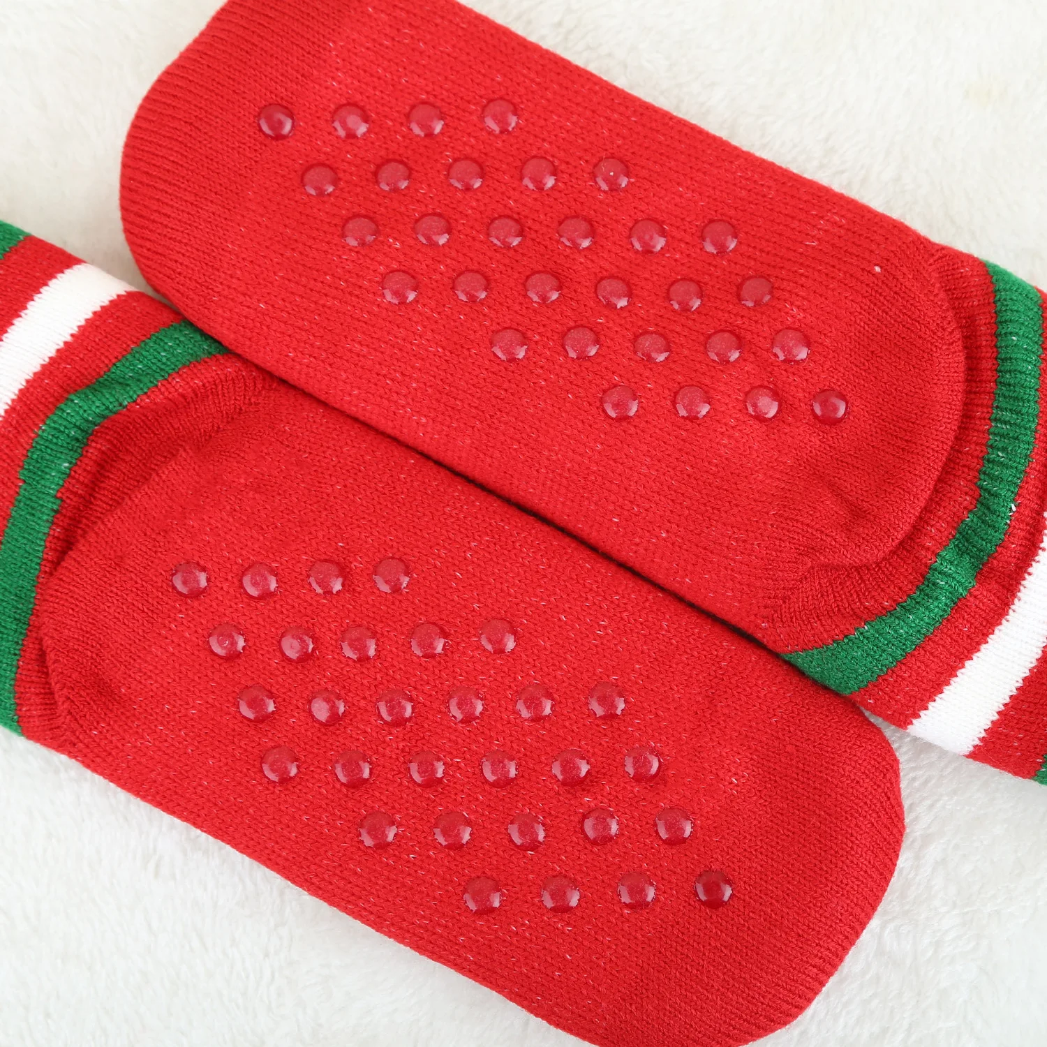 High Quality Custom Christmas Design Winter Warm Fuzzy Slipper Floor Anti Slip Fleece Socks