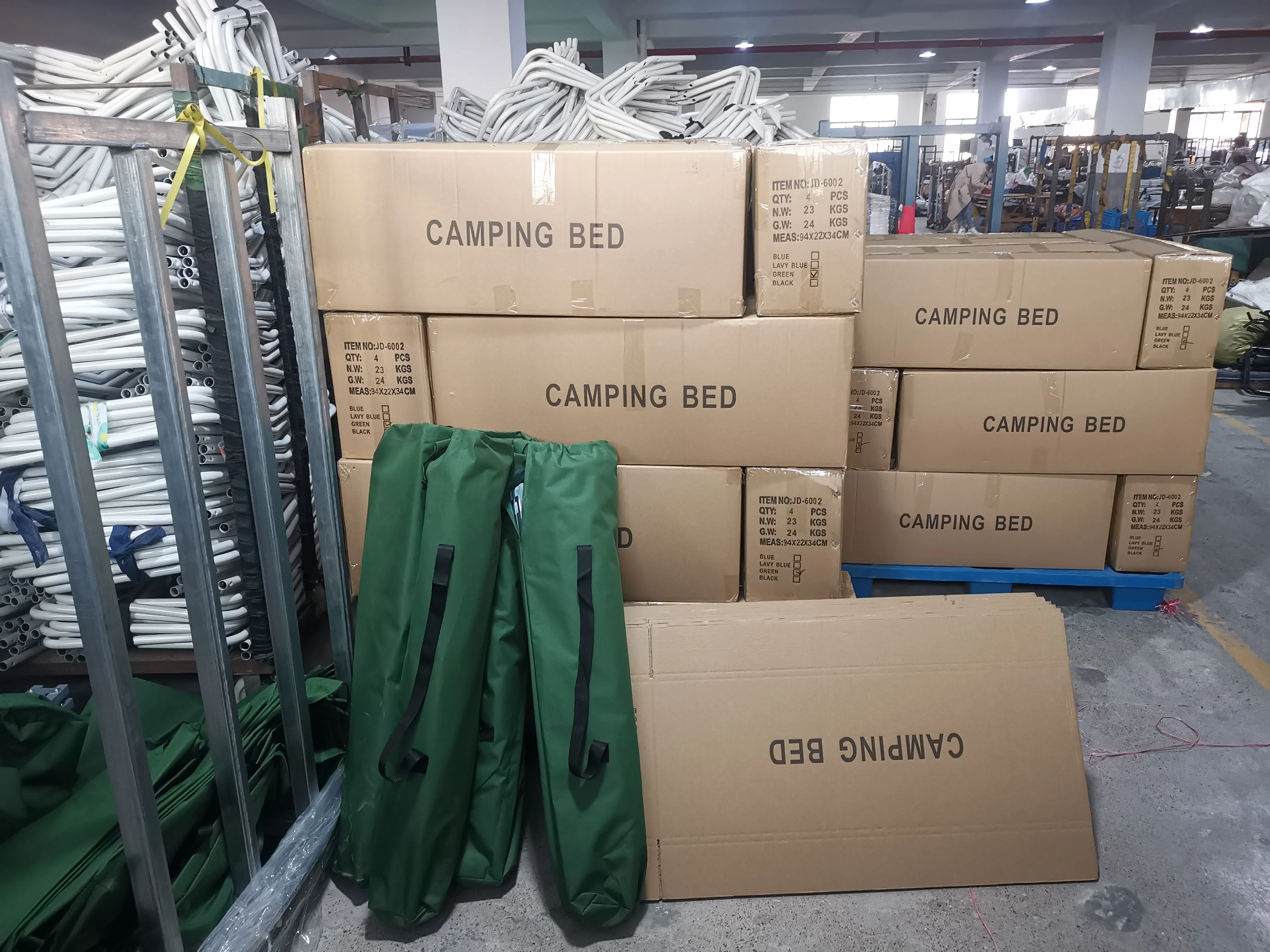 Aluminum alloy outdoor folding camping bed marching bed tactical outdoor folding lightweight ultra-light ultra-wide folding bed