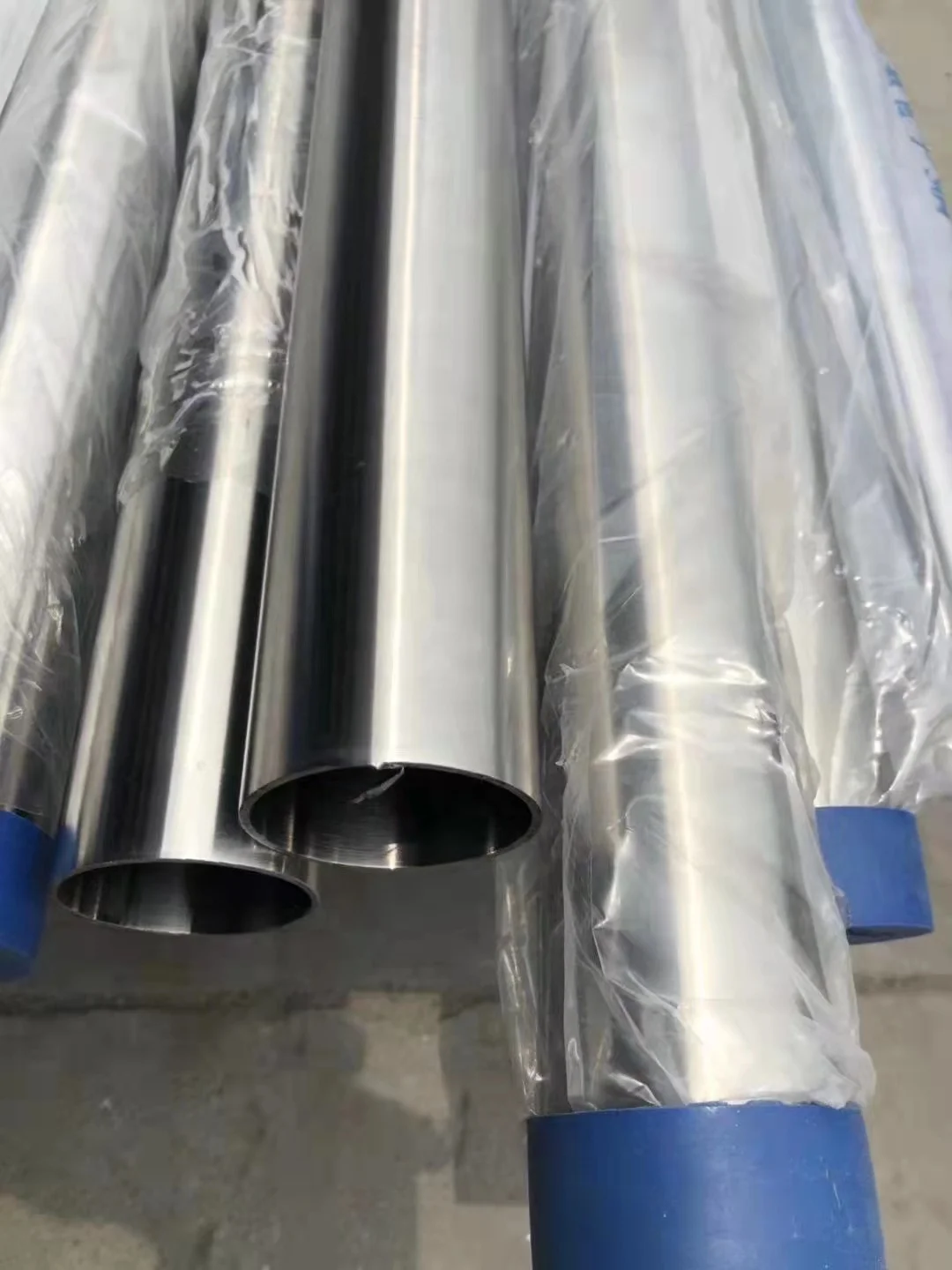 Low price pipe fittings stainless steel 316 pipe AISI 201 202 304 304L 316 316l Round Seamless 310S Industry