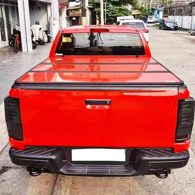 Pick Up Truck 4X4 accessories aluminum folding tonneau covers For Toyota Hilux Revo Rocco 2021