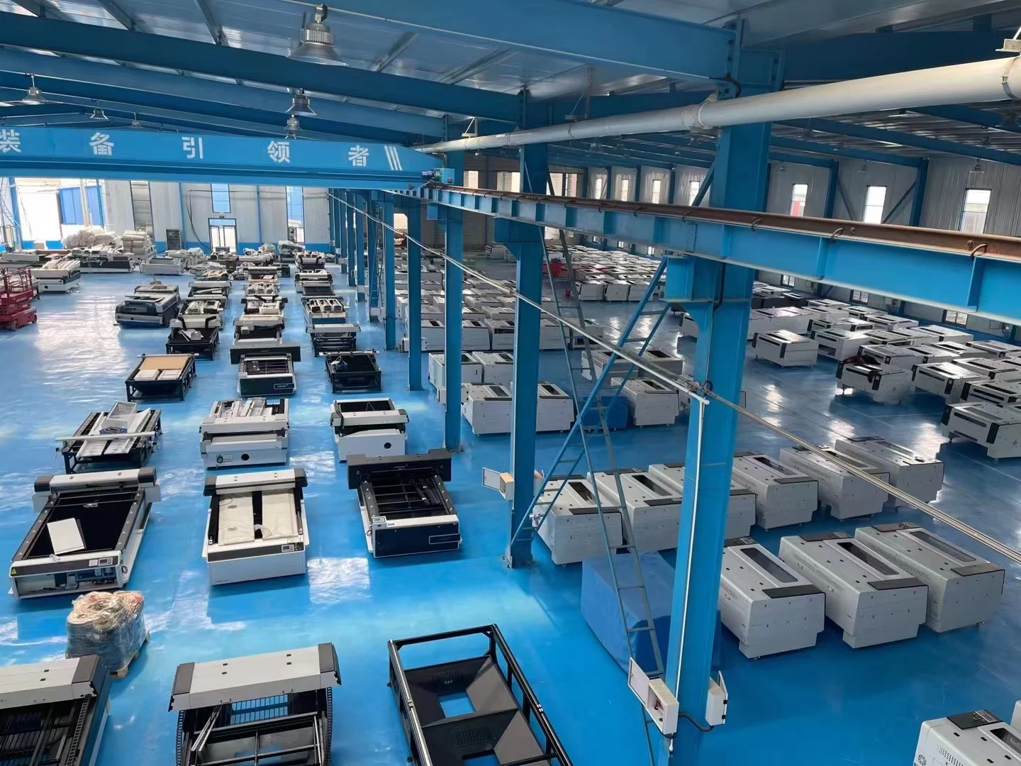 CO2 Laser Cutter for Cutting Wood Paper Stone Rubber Crystal and Other Nonmatel Material Supports AI Las PLT BMP Formats