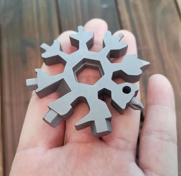 2023 hot selling 18 in 1 combination multi functional hex universal wrench snowflake wrench with key ring