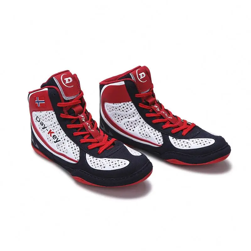  2021 Custom high top air permeable wrestling shoes professional boxing split rubber sole boots for
