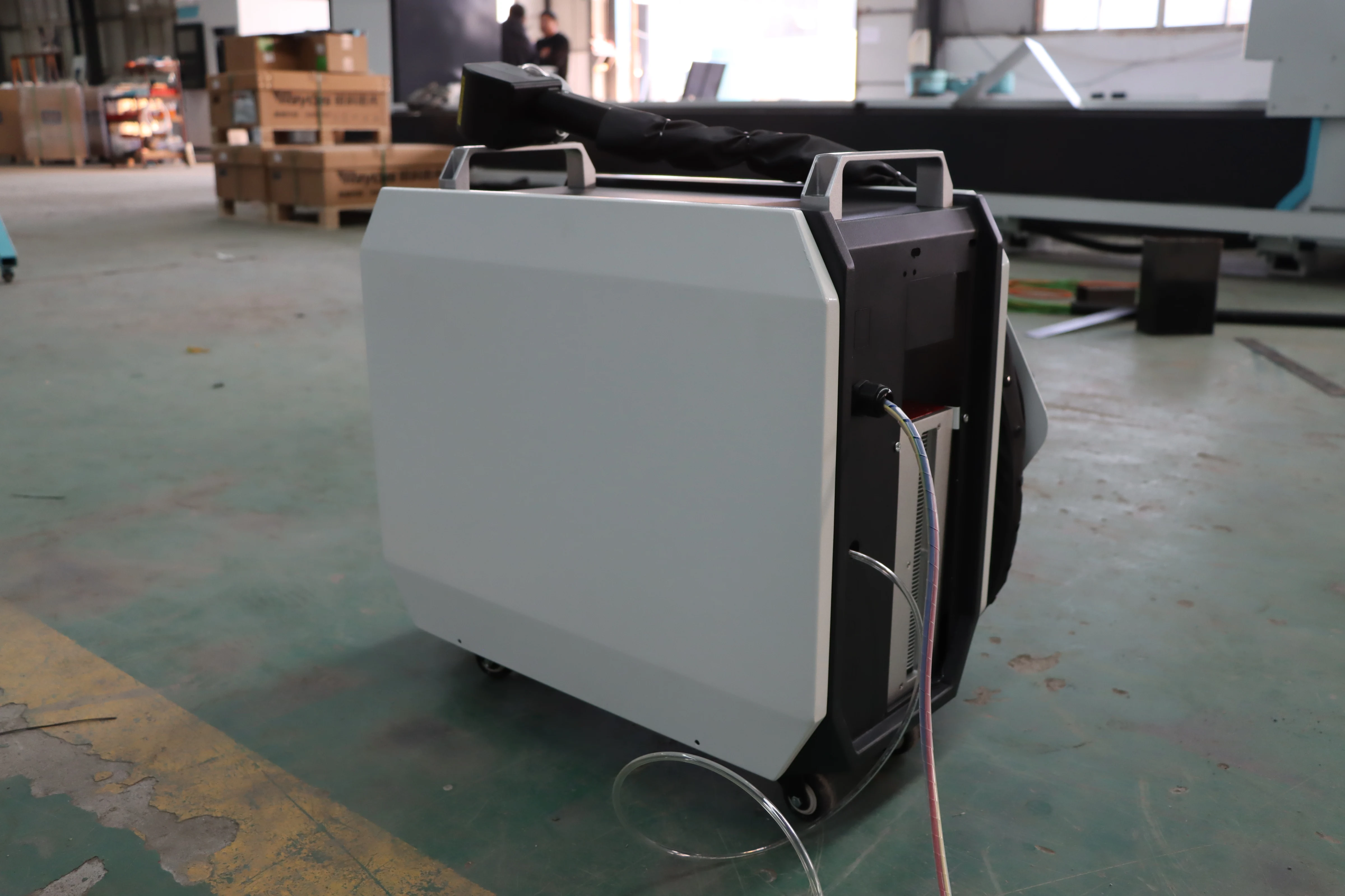 Explosive New Products 100W 300W Industry Portable Handheld Pulse Laser Rust Grafiti Street Cleaning Machine For Sale Supplier