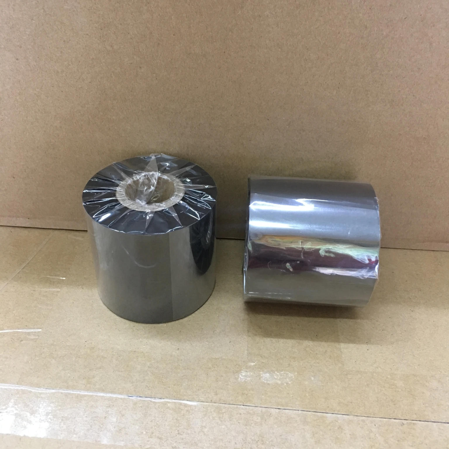 Low MOQ Printable  Wax Barcode Thermal Ribbon Rolls  For Paper Shipping Label Product ID Price Tags