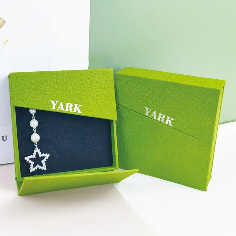 Factory Custom Jewelry Box Green Travel Luxury Packaging Box For Magnetic Jewelry Gift Box