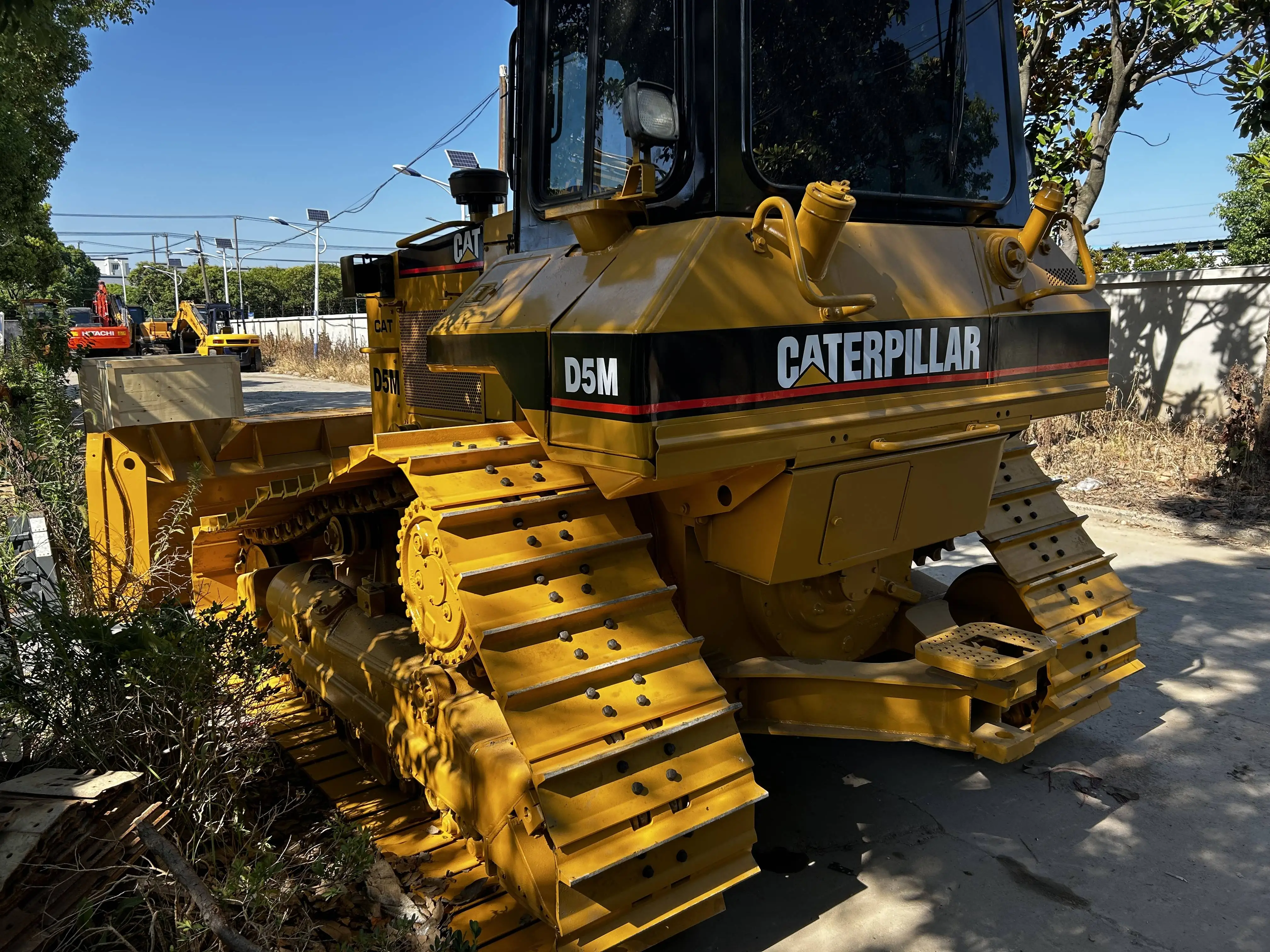 Подержанный Caterpillar сертифицированный подержанный погрузчик для кошек бульдозер дорожный роликовый грейдер вилочный кран землеройный резиновый трек