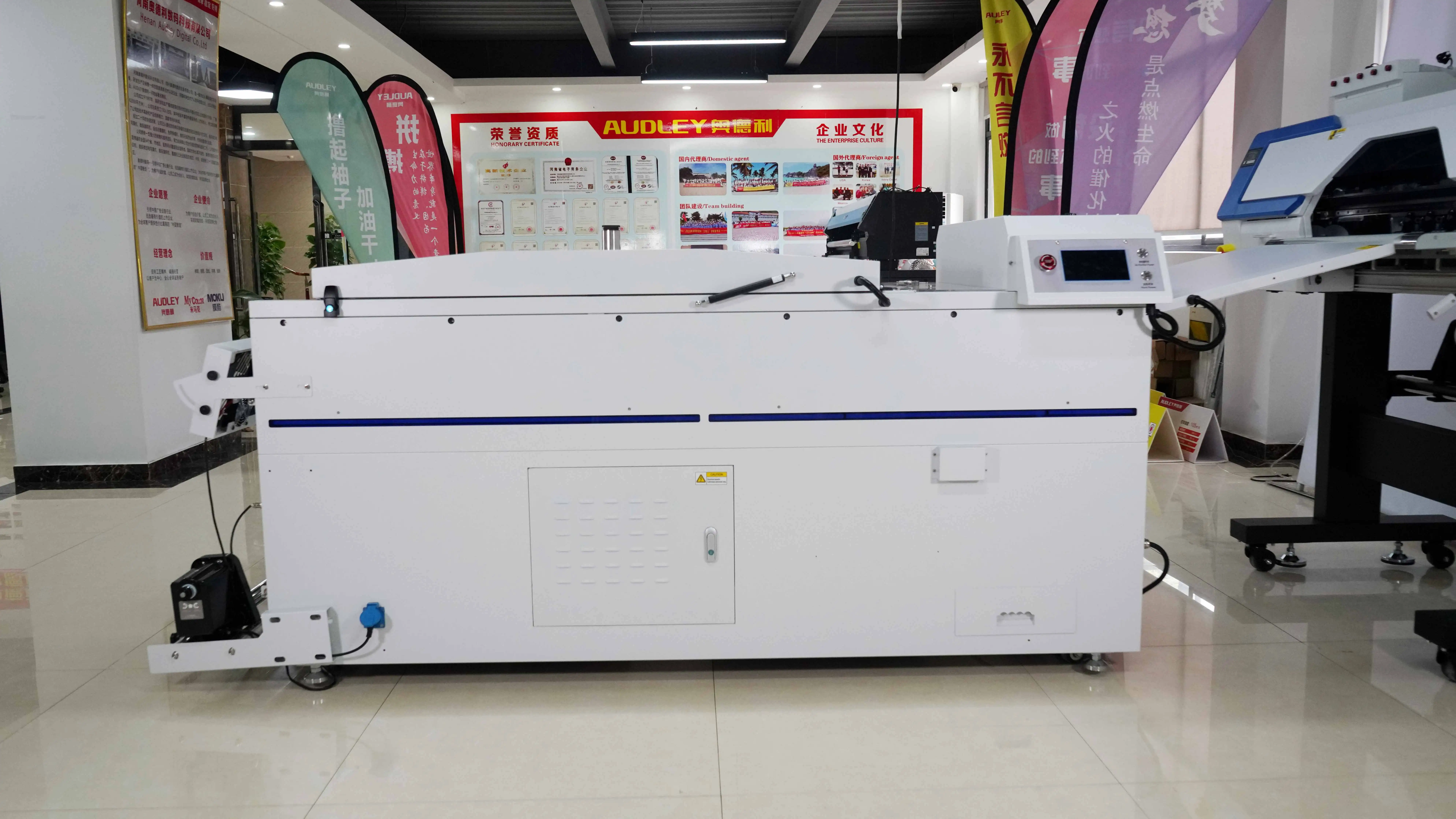 Audley 60 cm High Quality 4-Head Printer Speed EPS I3200 Digital T-Shirt Garment Machine New 1 Year Warranty A1 Plastic Film DTF