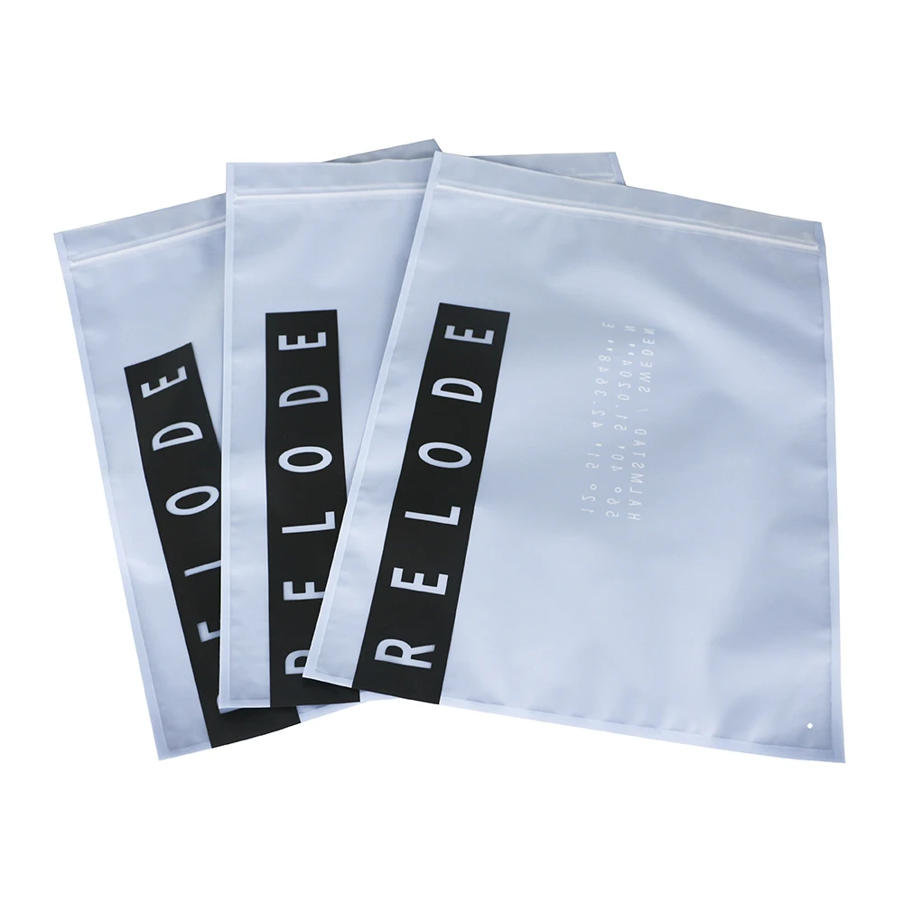 Custom PET/PE Plastic Bag for T-Shirt Resealable Packaging Pouch for Shoes Socks Underwear with Zip Lock