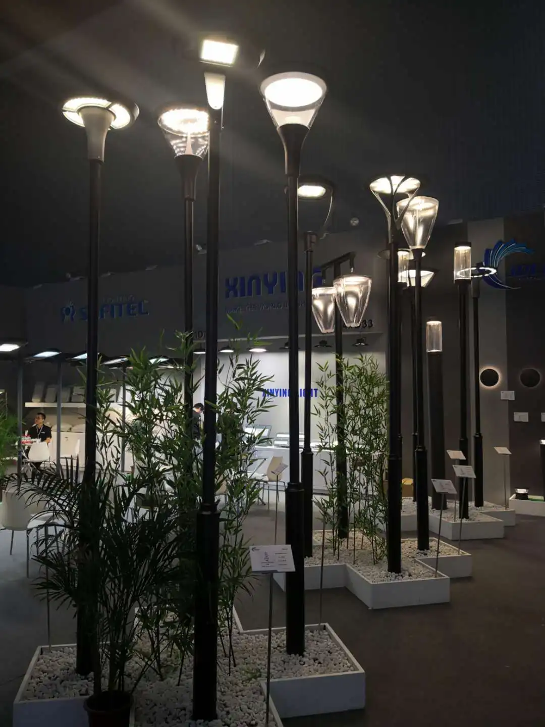 5 Years Warranty Die-Cast Aluminum Factory Price 30W-100W Led Solar Urban Street Light