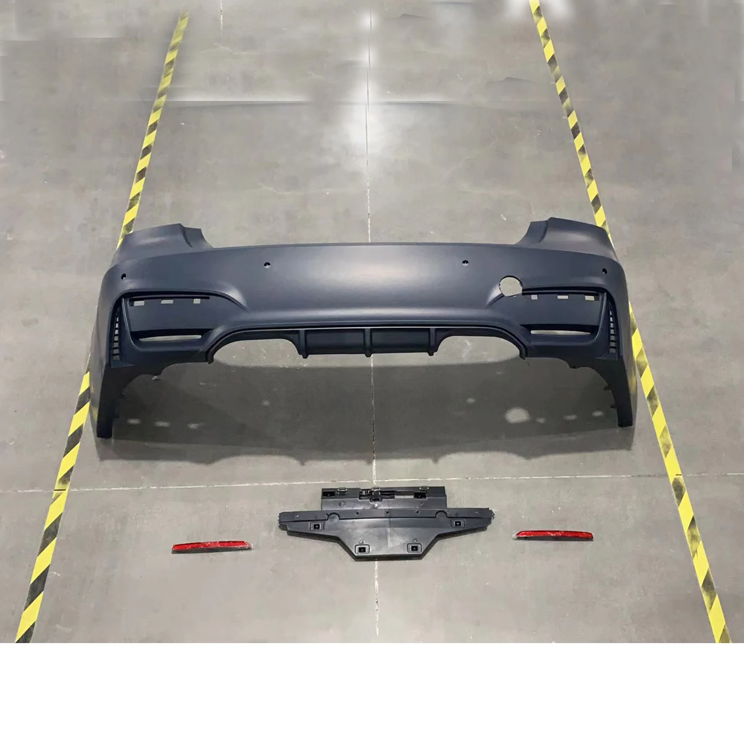 Hot selling car accessories China body kit for BMW 3 series F30/F35 M3 style car front bumper rear bumper side skirt