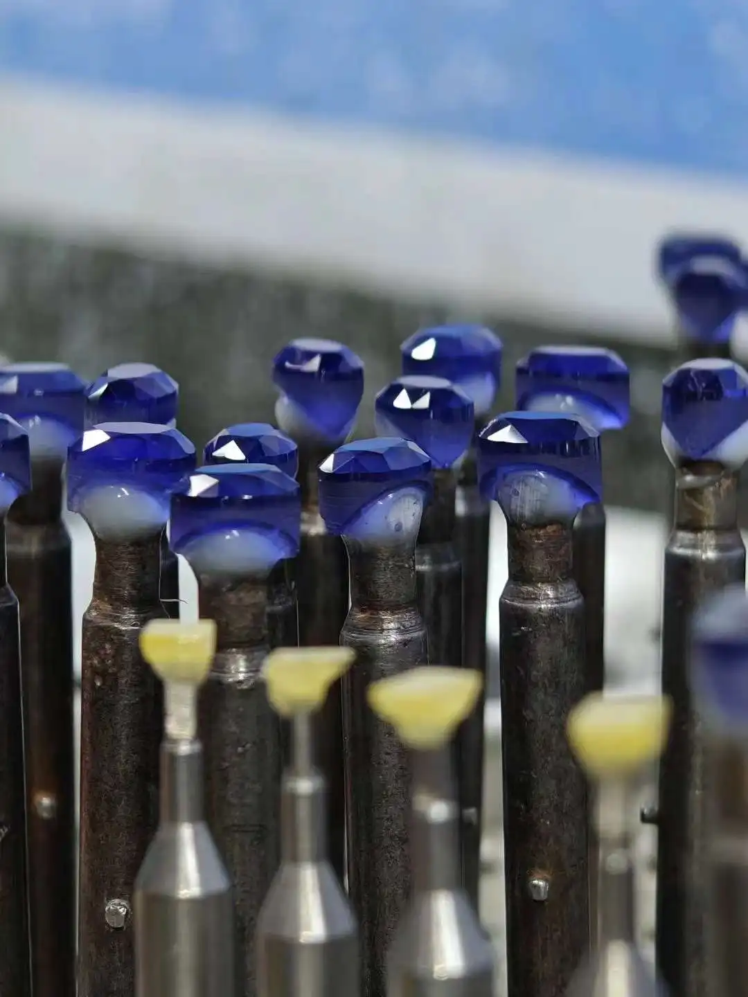 Wholesale Lab Grown Sapphire Natural Color 1ct 5ct Cushion Loose Gemstones Synthetic Sapphire High Quality Price per Carat