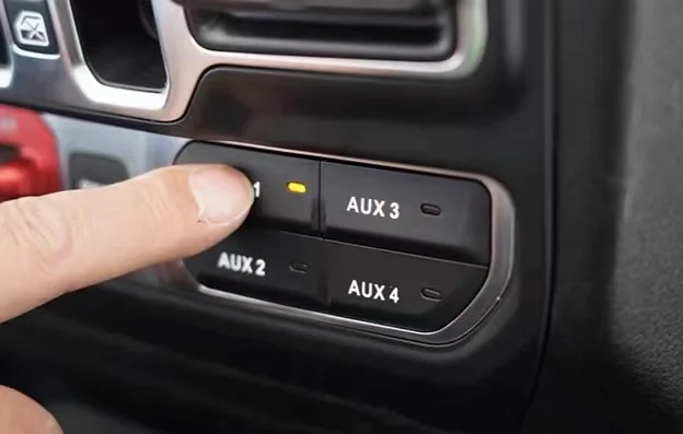 Auxiliary switch kit with left bin black color panel 4 button work aftermarket accessories for Jeep Wrangler JL 4x4 offroad