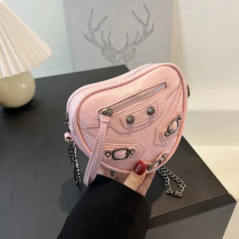 2024Heart Bag Chain Famous Brand Women Crossbody Purse And Handbags Luxury Designer Lady Valentine Day Shoulder Heart Shape Bags