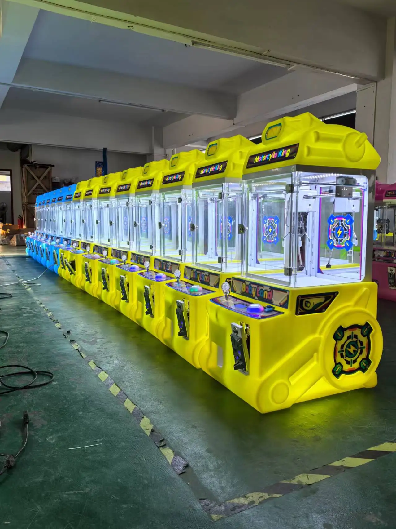 Wholesale Kids Toy Arcade Claw Game Coin Operated Mini Claw Machine for Dollhouse