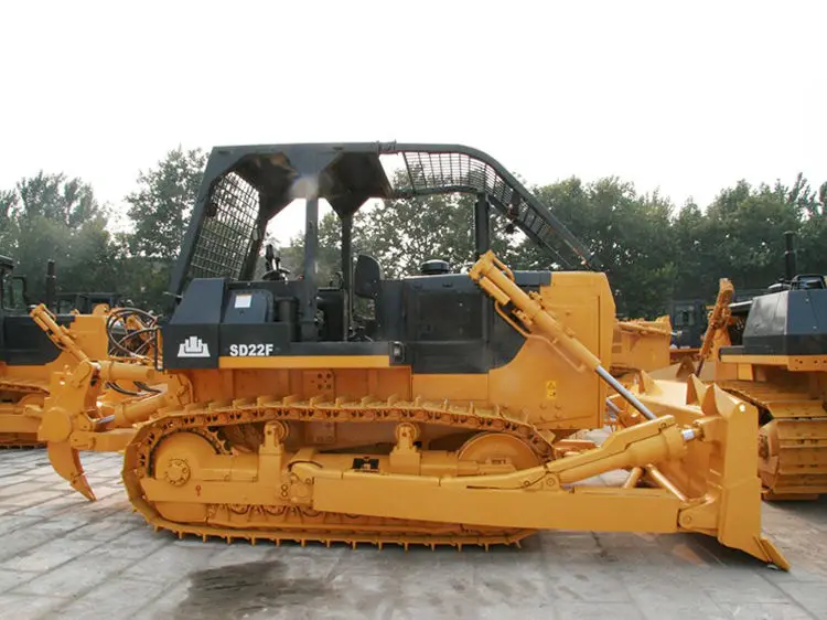 SHANTUI brand new forest bulldozer SD22F crawler dozer with winch for sale