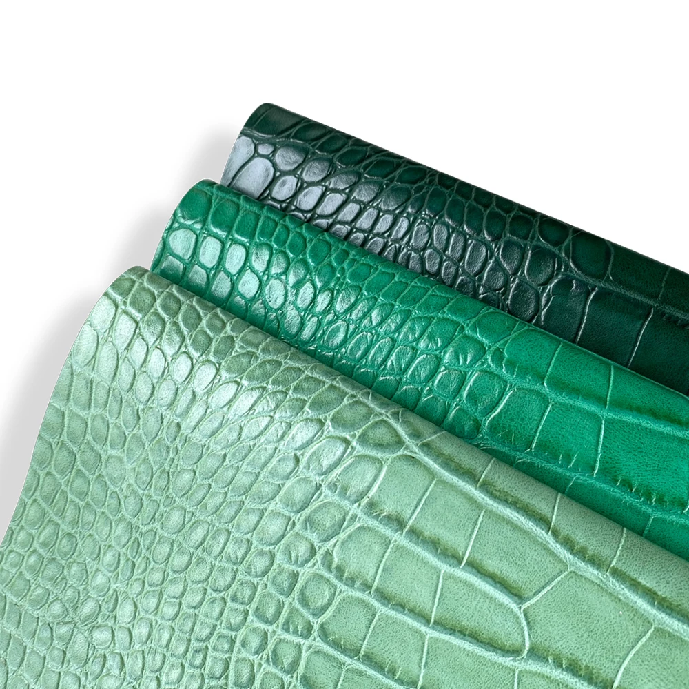 2023 NEW D083  Classics crocodile pattern PU leather fabric 1.2mm thickness high quality luggage leather artificial leather