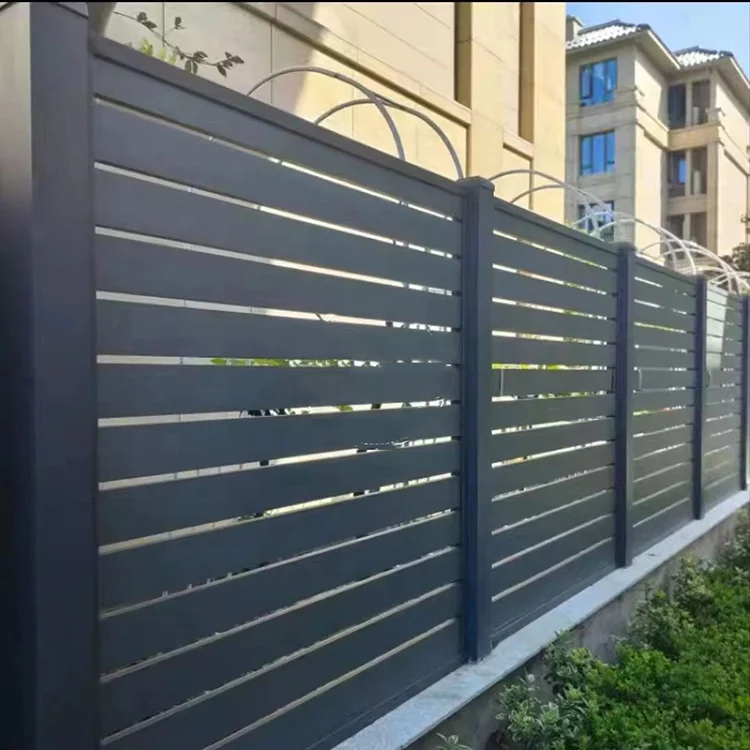 Wholesale Semi High Security  Iron Black No Dig Slat Horizontal Aluminum Trellis Gates 6ft x 5ft Privacy Fence Screen