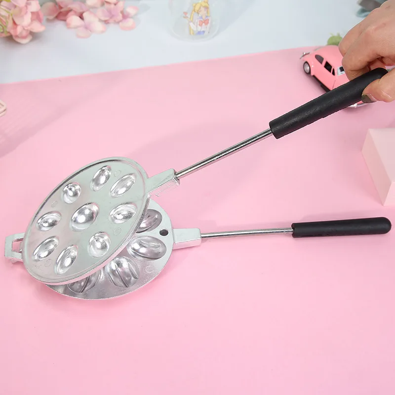 Manufacturer direct selling 16 hole cake mold Household baking mould DIY egg kitchen creative tools