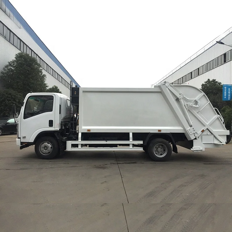 1SUZU ELF 4x2 Garbage Compactor Truck 7CBM Rear Loading Compression Garbage Truck for Sale